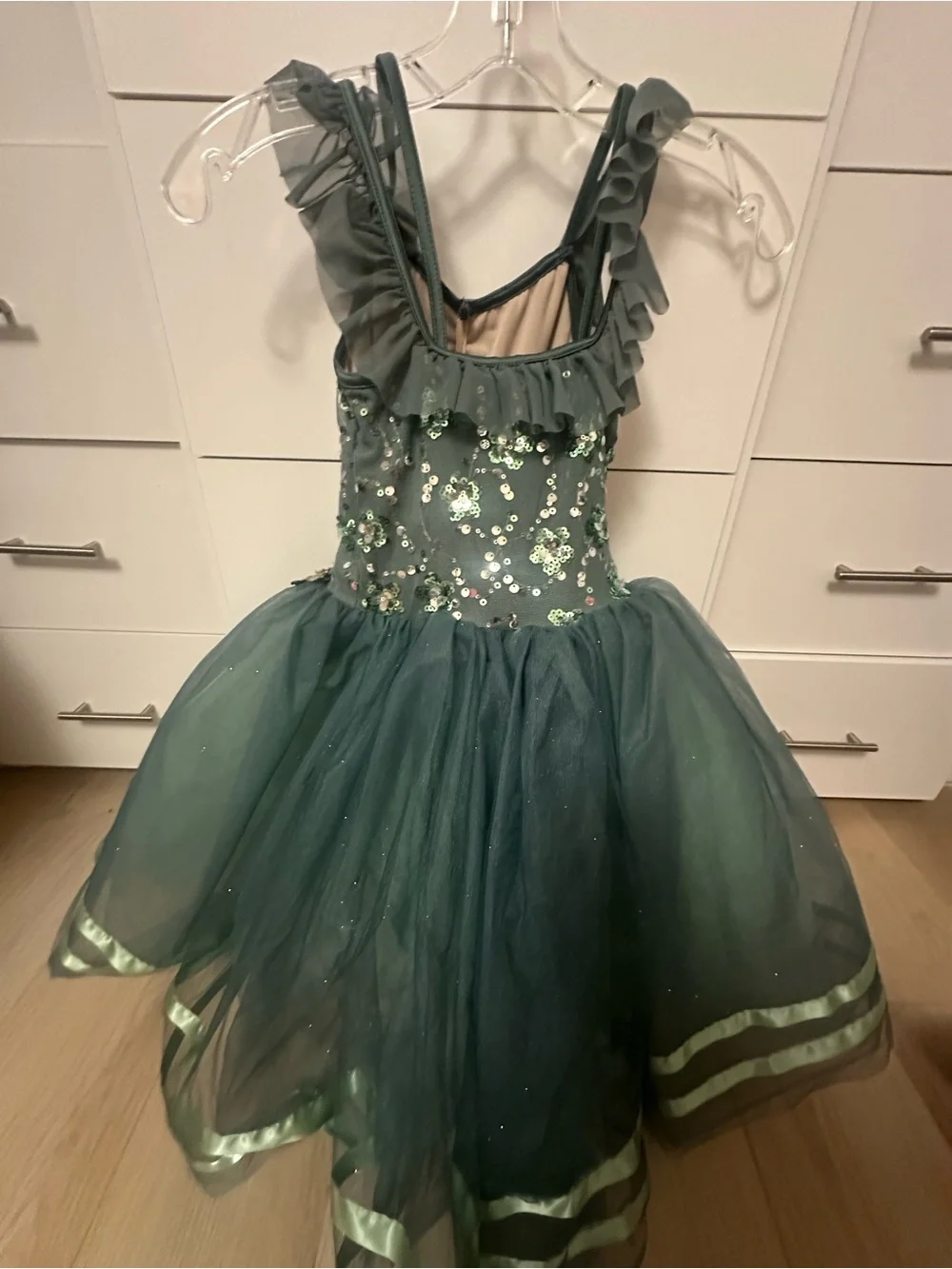 Kids Custom Green Sequin Tulle Costume / Dance Dress size 9/10